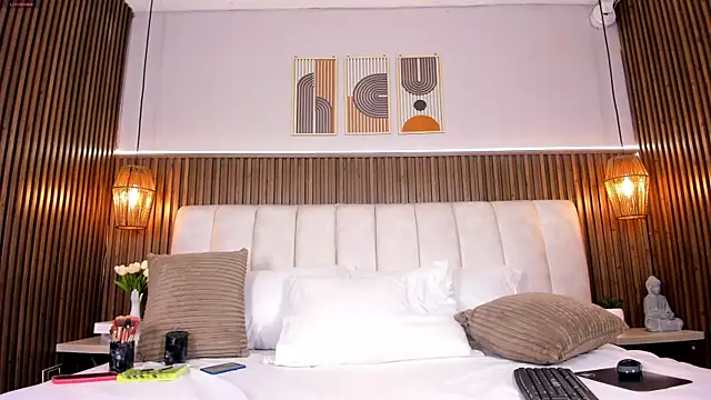 PerlaPreciosa online show from 03-28-26, 04:12