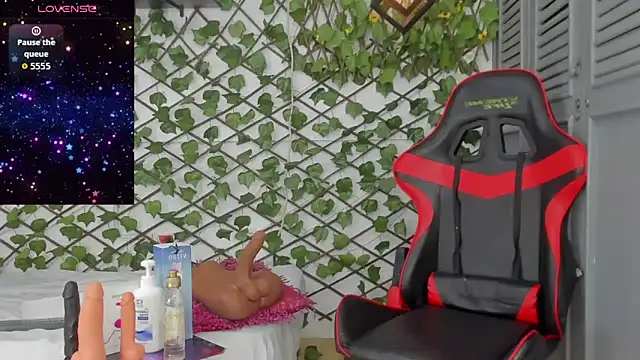 dani-lue online show from 11-15-25, 01:07