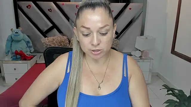 natalia5560 online show from 11-09-25, 01:31