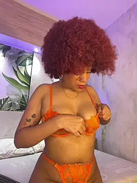 loladupont online show from 06-06-26, 03:11