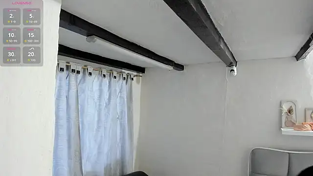 Snapshot of Chlooe_Zoe chatting on 11-09-25, 11:19 Chlooe Zoe online show from 11-09-25, 11:19