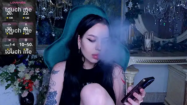 Snapshot of alexx_succubus chatting on 01-08-25, 08:27 alexx succubus online show from 01-08-25, 08:27