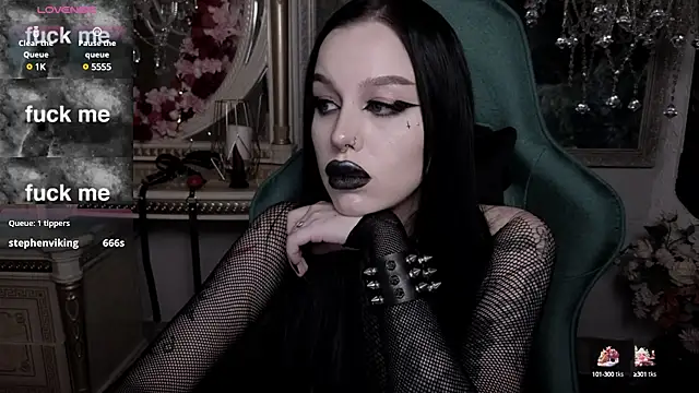 Snapshot of alexx_succubus chatting on 02-20-25, 11:32 alexx succubus online show from 02-20-25, 11:32