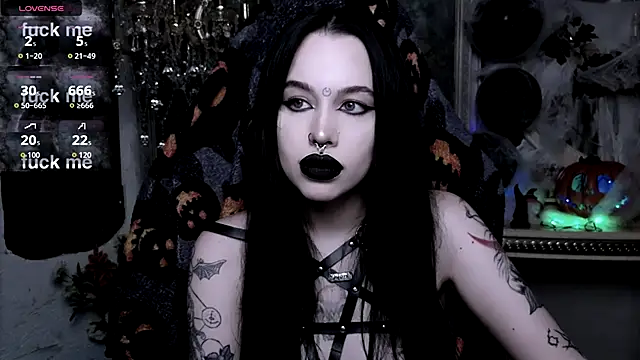 Snapshot of alexx_succubus chatting on 10-23-25, 05:01 alexx succubus online show from 10-23-25, 05:01