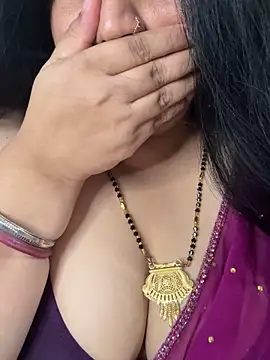 FlatVincy4 online show from 10-01-25, 08:53