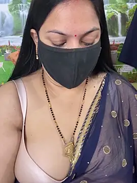 FlatVincy4 online show from 11-11-25, 03:39