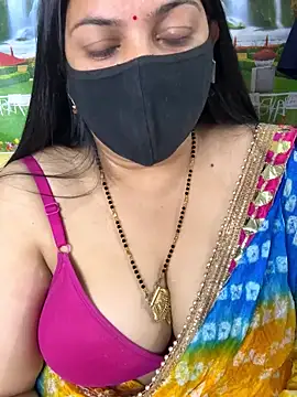 FlatVincy4 online show from 11-18-25, 04:00