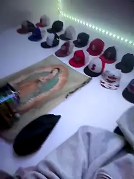 qbaby96 online show from 12-13-25, 07:53