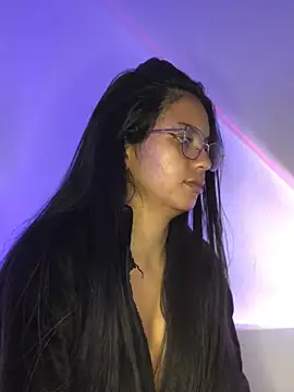 Snapshot of Rosita_forever_ chatting on 02-19-25, 10:12 Rosita forever online show from 02-19-25, 10:12