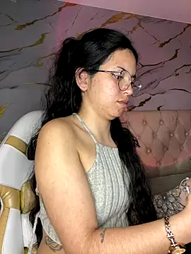Snapshot of Rosita_forever_ chatting on 09-26-25, 01:20 Rosita forever online show from 09-26-25, 01:20