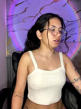 Snapshot of Rosita_forever_ chatting on 10-08-25, 02:58 Rosita forever online show from 10-08-25, 02:58
