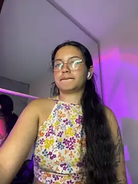 Rosita forever  online show from 05-15-26, 04:52
