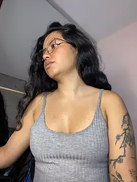 Rosita forever  online show from 06-01-26, 03:14