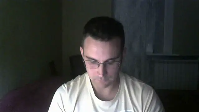 Snapshot of Sanderx chatting on 02-05-25, 08:04 Sanderx online show from 02-05-25, 08:04