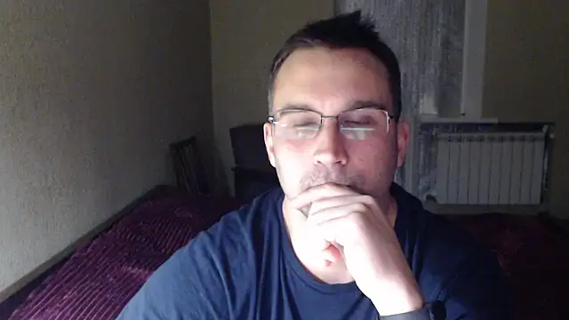 Snapshot of Sanderx chatting on 02-17-25, 08:04 Sanderx online show from 02-17-25, 08:04