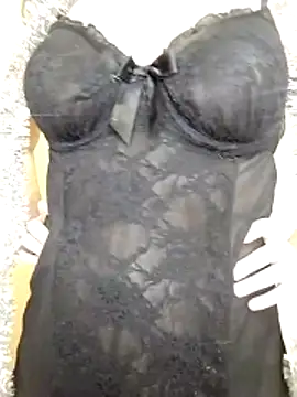 Charlotte391 online show from 12-17-25, 04:24