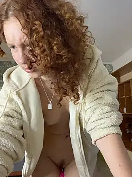 Snapshot of Anna_Desire_ chatting on 01-14-25, 12:03 Anna Desire online show from 01-14-25, 12:03