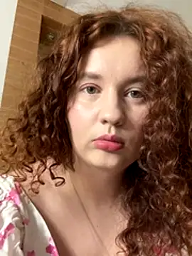 Snapshot of Anna_Desire_ chatting on 11-30-25, 02:32 Anna Desire online show from 11-30-25, 02:32