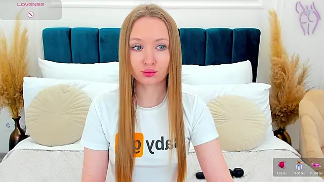 ChloeSug online show from 04-12-26, 07:08