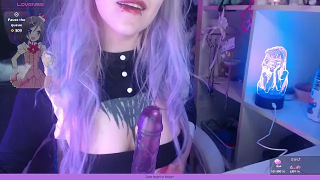 Snapshot of chloe_crystall_killer chatting on 03-23-25, 01:42 chloe crystall killer online show from 03-23-25, 01:42