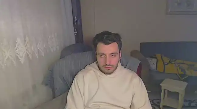 handsomeee04 online show from 02-11-25, 12:28