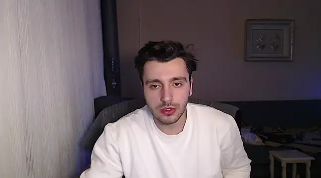 handsomeee04 online show from 03-23-25, 01:09