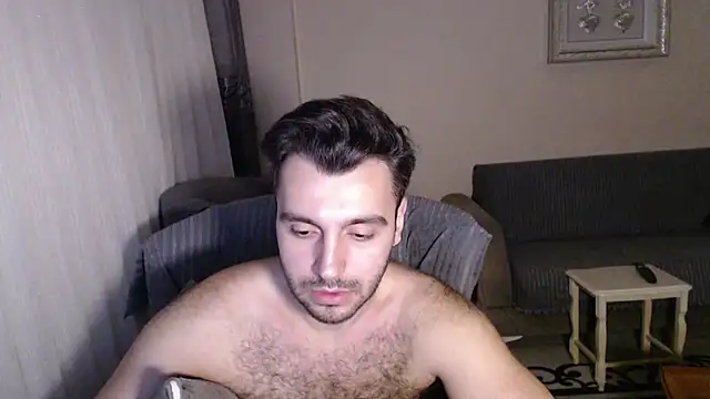 handsomeee04 online show from 09-27-25, 11:54