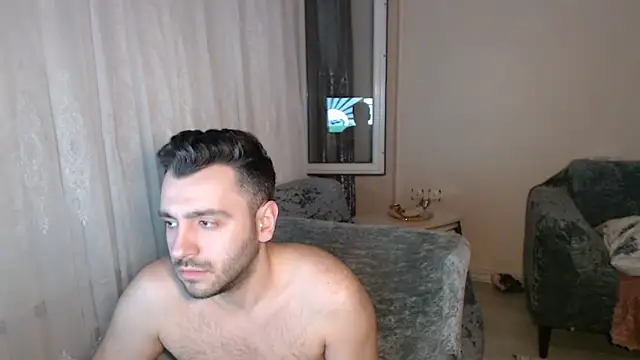 handsomeee04 online show from 06-15-26, 09:17