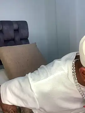 Boy cock18 online show from 02-17-25, 03:25