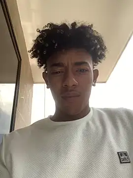 Boy cock18 online show from 02-28-25, 05:26