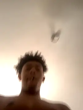 Boy cock18 online show from 11-18-25, 04:33