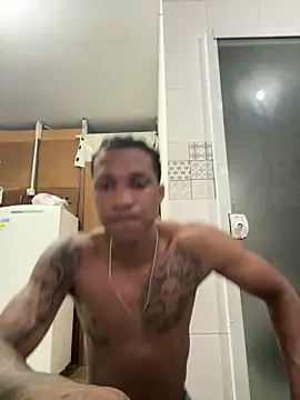 Snapshot of Muzao chatting on 02-10-26, 10:58 Muzao online show from 02-10-26, 10:58