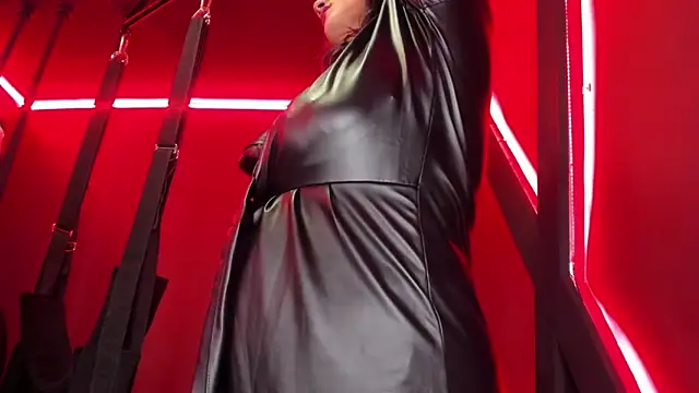 Abril jones10 online show from 01-18-25, 02:33