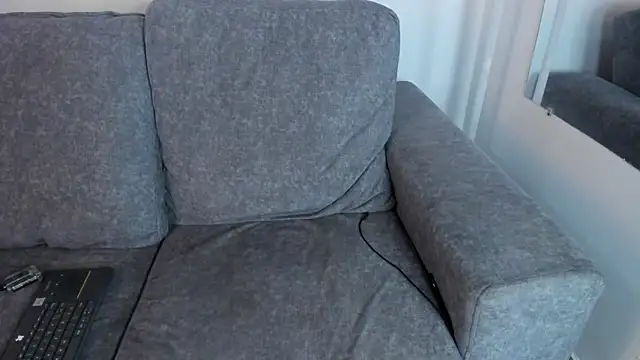 Abril jones10 online show from 02-21-25, 08:40