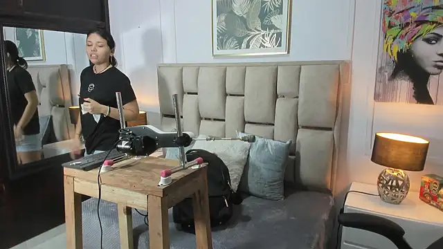 Iliy   online show from 12-22-24, 04:28