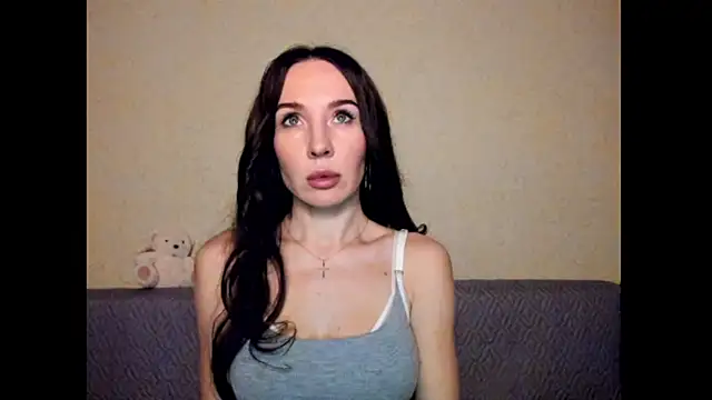 Snapshot of One_of_the_girls chatting on 02-16-25, 06:54 One of the girls online show from 02-16-25, 06:54