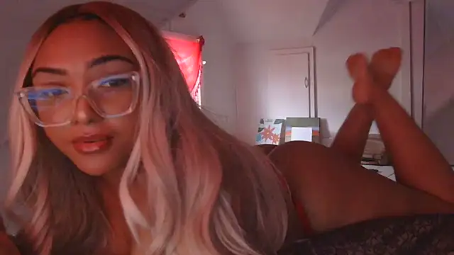 Snapshot of jaslenelovely chatting on 12-29-24, 06:49 jaslenelovely online show from 12-29-24, 06:49