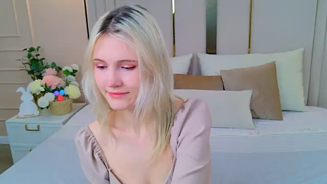 NellieLoyns online show from 04-07-26, 05:24