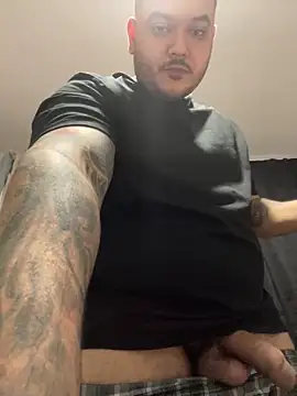 Snapshot of El_Titan1998 chatting on 01-10-25, 10:25 El Titan1998 online show from 01-10-25, 10:25