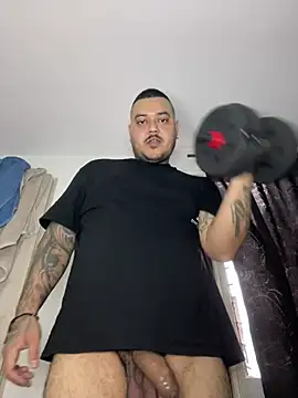 Snapshot of El_Titan1998 chatting on 01-25-25, 07:18 El Titan1998 online show from 01-25-25, 07:18