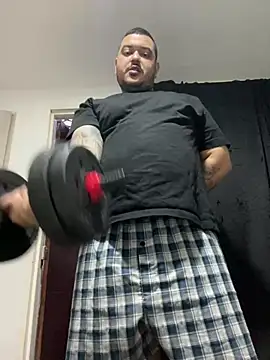 Snapshot of El_Titan1998 chatting on 02-23-25, 11:33 El Titan1998 online show from 02-23-25, 11:33