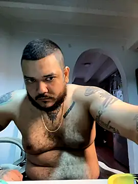 Snapshot of El_Titan1998 chatting on 09-28-25, 11:48 El Titan1998 online show from 09-28-25, 11:48