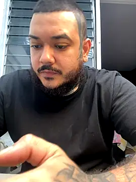 Snapshot of El_Titan1998 chatting on 11-09-25, 09:13 El Titan1998 online show from 11-09-25, 09:13