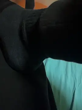 Snapshot of Dvddd chatting on 03-04-26, 04:02 Dvddd online show from 03-04-26, 04:02