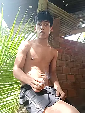 Snapshot of Andres123cv chatting on 12-05-25, 06:59 Andres123cv online show from 12-05-25, 06:59