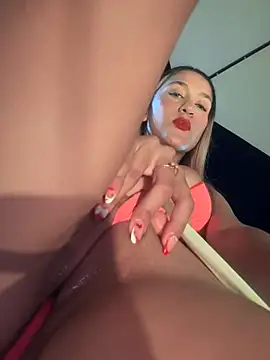 Snapshot of Mariapaula chatting on 01-17-25, 11:40 Mariapaula online show from 01-17-25, 11:40