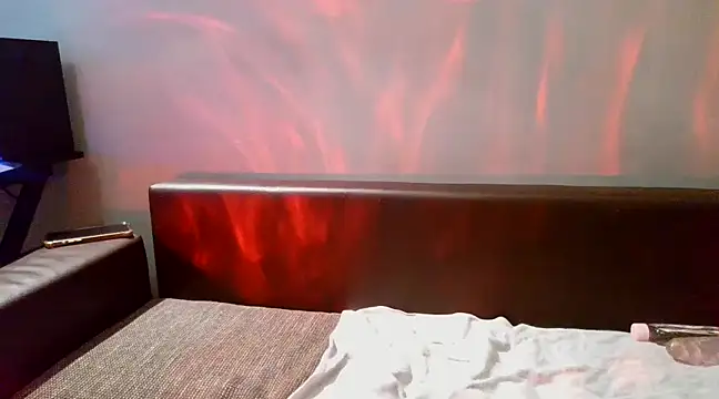 Snapshot of DiamondZar77038 chatting on 03-04-25, 06:29 DiamondZar77038 online show from 03-04-25, 06:29