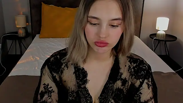 AngelicaKleee online show from 02-05-25, 08:11