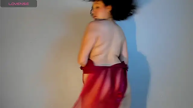 Snapshot of LucyLovelyy chatting on 01-17-25, 05:41 LucyLovelyy online show from 01-17-25, 05:41