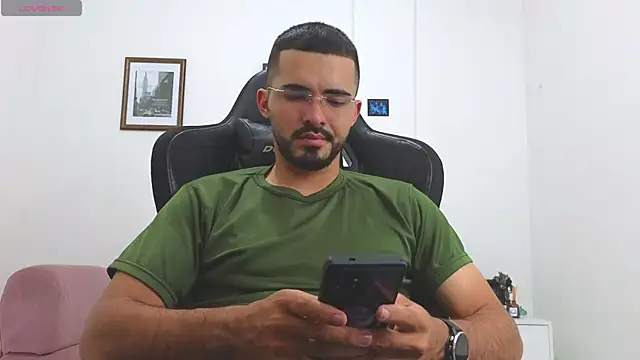 Massimoo 07 online show from 11-19-25, 07:25